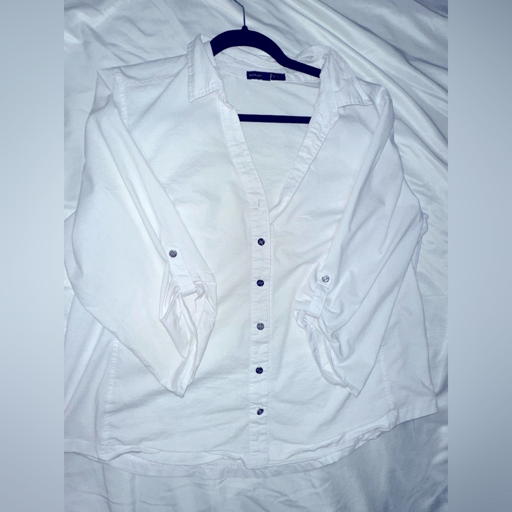White dress shirt